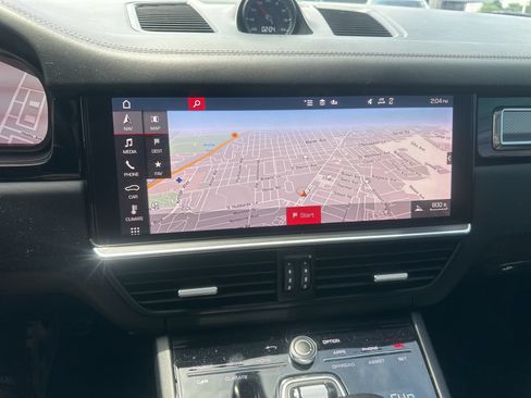 Used 2021 Porsche Cayenne GTS AWD/4WD image 41