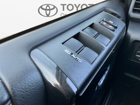Used 2023 Toyota 4Runner 40th Anniversary SE AWD/4WD image 20