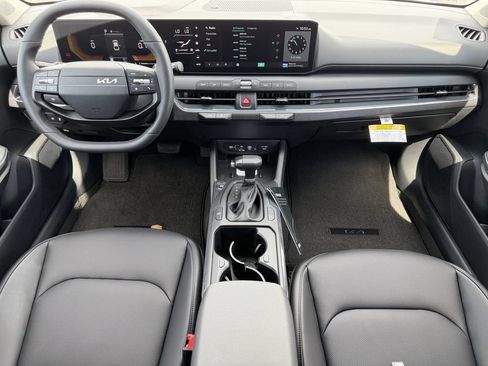New 2026 Kia K4 EX FWD image 16