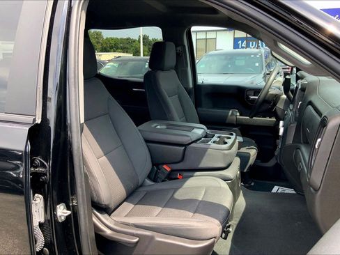 Used 2024 GMC Sierra 1500 Pro w/ Graphite Edition AWD/4WD image 7