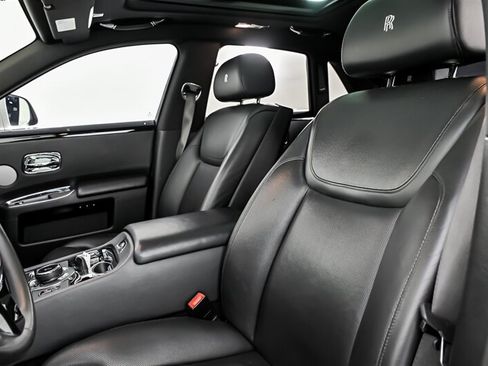 Used 2015 Rolls-Royce Ghost RWD image 18