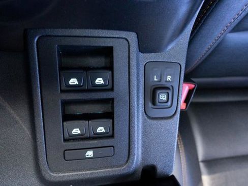 Used 2023 Ford Bronco Badlands image 22