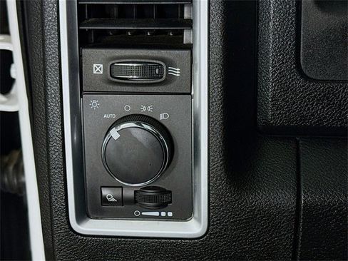 Used 2021 RAM 1500 Classic Warlock w/ Electronics Group image 10