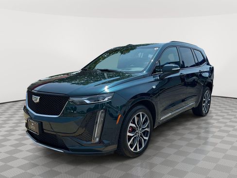 Certified 2024 Cadillac XT6 Sport w/ Technology Package AWD/4WD image 3