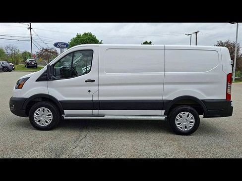 Certified 2025 Ford Transit 250 Low Roof w/ Exterior Upgrade Package RWD image 5
