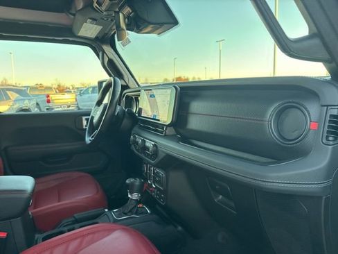 Used 2024 Jeep Wrangler Unlimited Rubicon 392 w/ Dual Top Group image 21