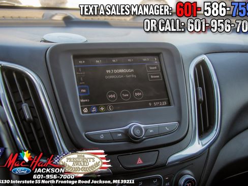 Used 2019 Chevrolet Equinox LT w/ Driver Convenience Package image 14