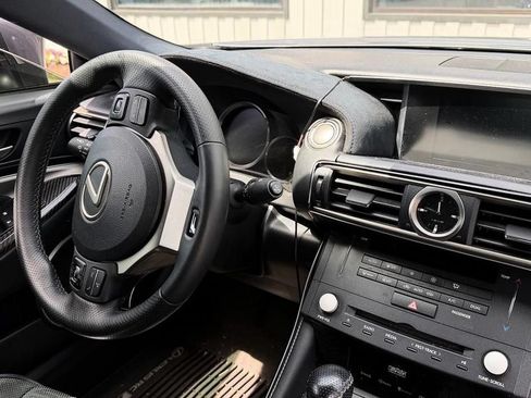 Used 2015 Lexus RC F w/ Performance Package RWD image 10