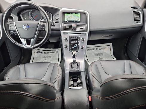 Used 2017 Volvo XC60 T6 Dynamic w/ Preferred Option Package image 23