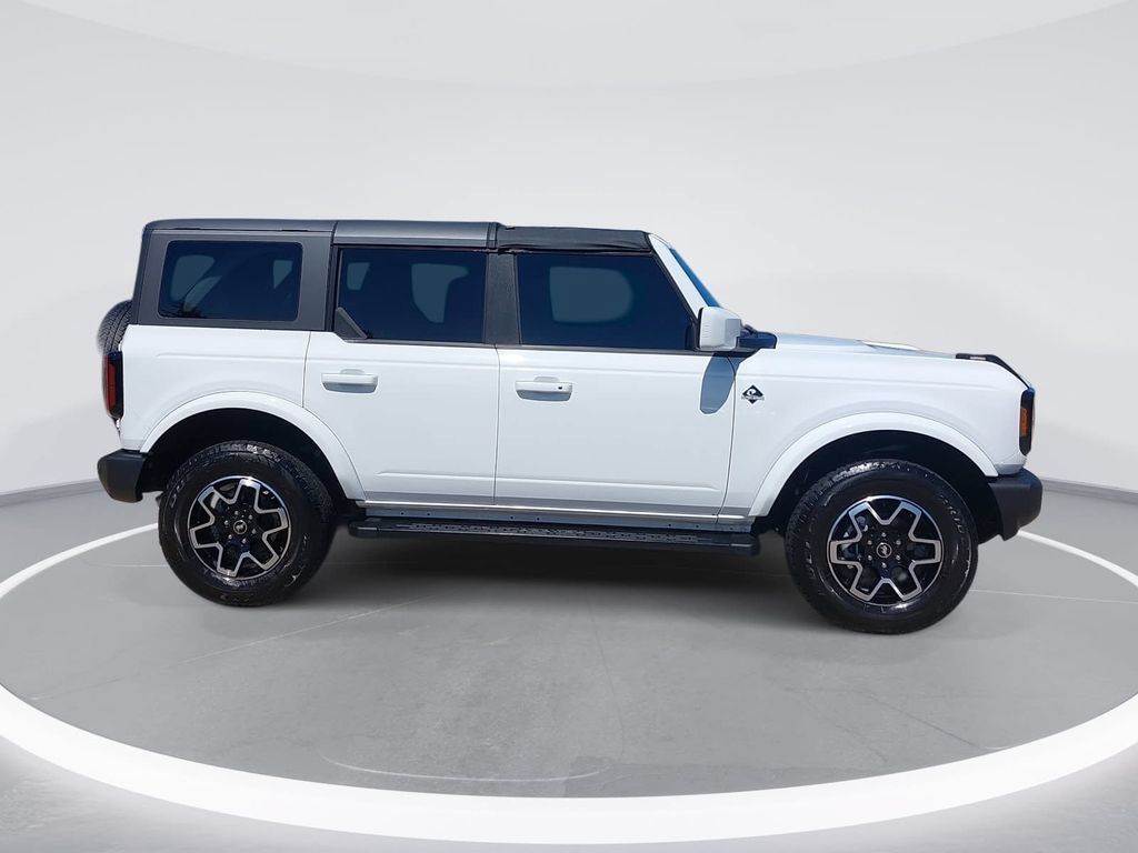 Used 2024 Ford Bronco Outer Banks AWD/4WD image 4