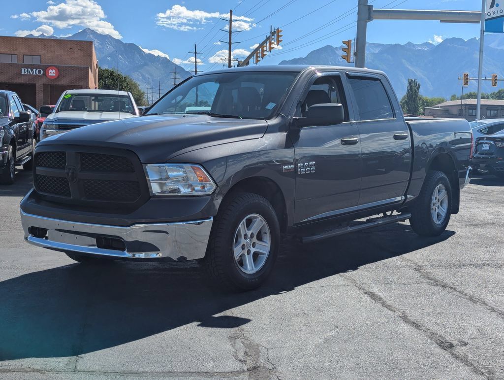 Used 2018 RAM 1500 ST w/ SXT Appearance Group AWD/4WD image 10