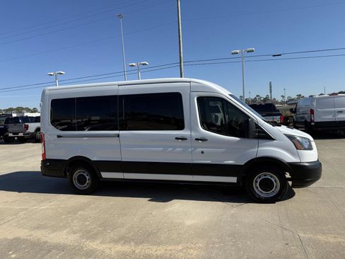 Certified 2019 Ford Transit 350 XL image 3