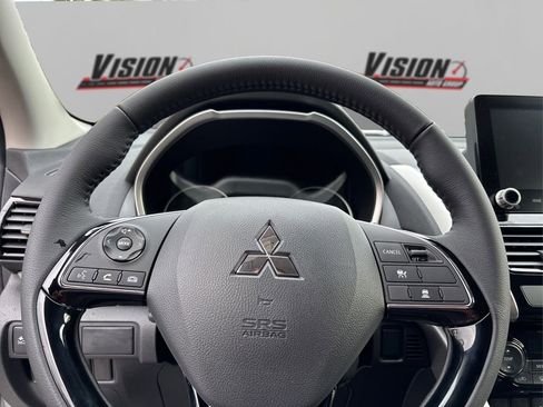 New 2024 Mitsubishi Eclipse Cross SE image 16