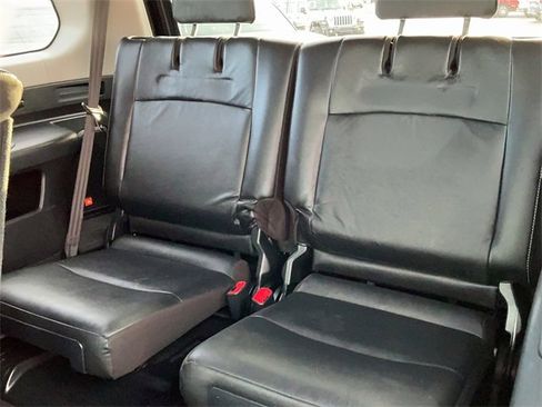 Used 2023 Toyota 4Runner Limited image 17