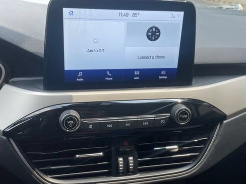 Used 2020 Ford Escape SE FWD image 13