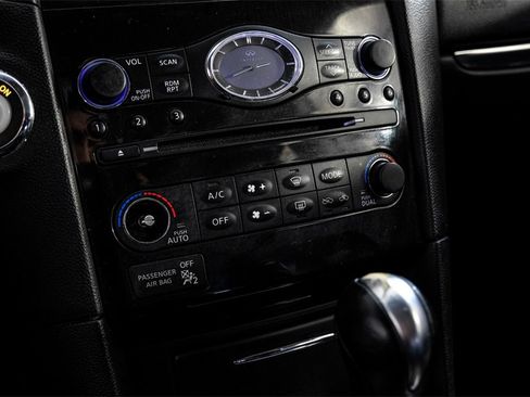 Used 2014 INFINITI QX70 2WD image 25