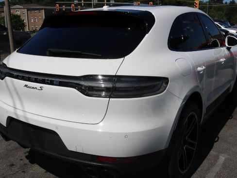 Used 2019 Porsche Macan S w/ Premium Package Plus AWD/4WD image 7