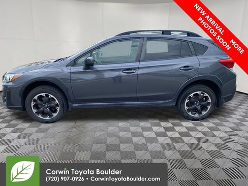 Used 2021 Subaru Crosstrek 2.0i Premium w/ Moonroof Package AWD/4WD image 4