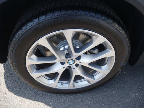 Used 2026 BMW X5 xDrive40i w/ Premium Package AWD/4WD image 13