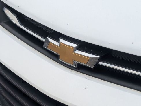 Used 2017 Chevrolet Trax LT w/ LT Convenience Package image 9