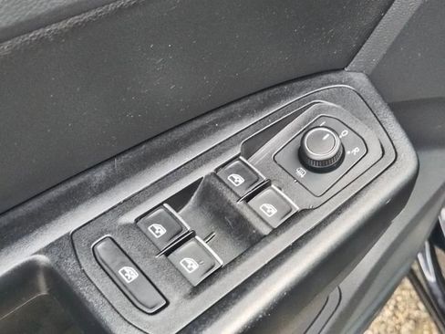 Used 2019 Volkswagen Atlas SE w/ Towing Package image 15