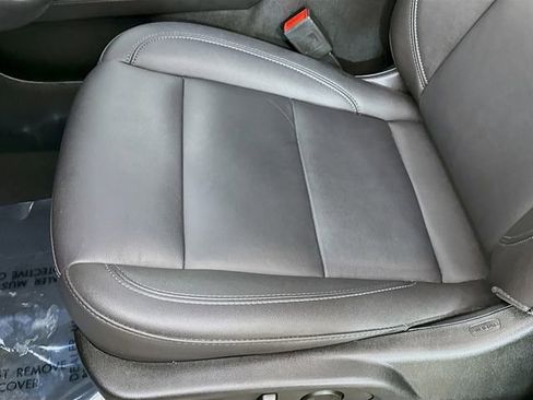 Used 2024 Chevrolet Suburban Z71 w/ Luxury Package image 22