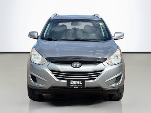 Used 2010 Hyundai Tucson GLS w/ Popular Equipment Pkg 2 AWD/4WD image 3