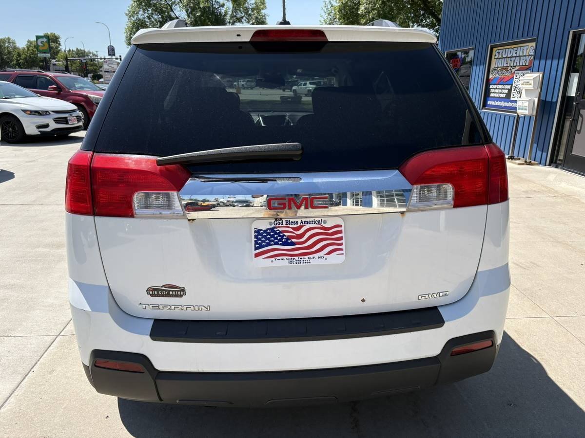 Used 2015 GMC Terrain SLE AWD/4WD image 7