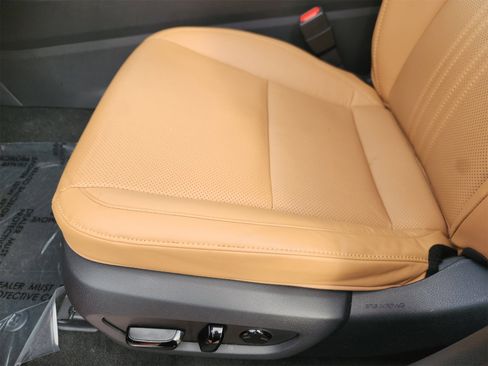 Used 2024 Lexus NX 250 FWD w/ Premium Package image 24