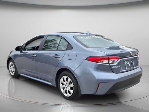 Used 2025 Toyota Corolla LE FWD image 8