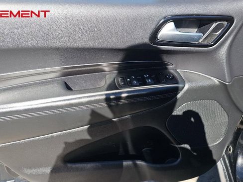 Used 2023 Dodge Durango SXT Launch Edition image 9