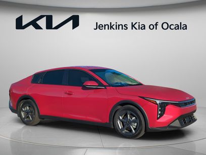 New 2025 Kia K4 LXS