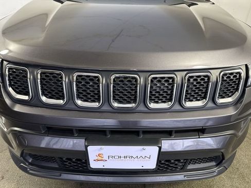 Used 2023 Jeep Compass Latitude w/ Sun and Sound Group image 27