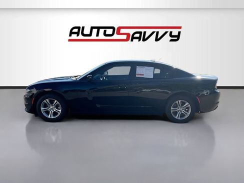 Used 2023 Dodge Charger SXT w/ Cold Weather Package RWD image 4