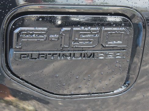 Used 2023 Ford F150 Lightning Platinum AWD/4WD image 3