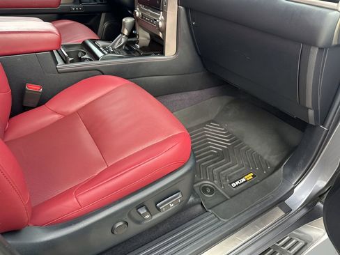 Used 2021 Lexus GX 460 image 16