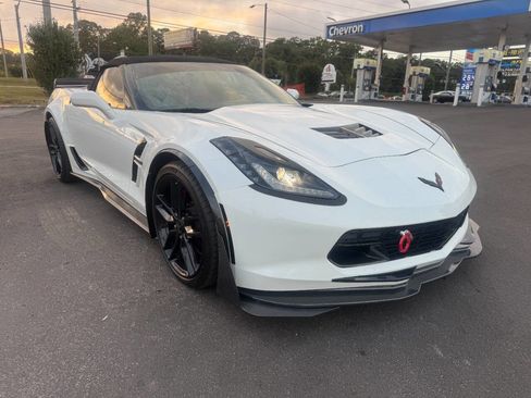 Used 2019 Chevrolet Corvette Grand Sport w/ Carbon Flash Badge Package image 7