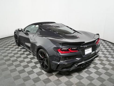 Used 2024 Chevrolet Corvette Z06 RWD image 25