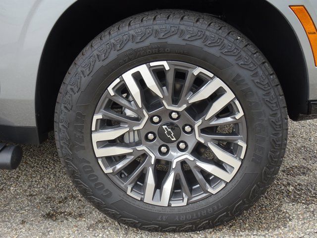 New 2026 Chevrolet Tahoe Z71 w/ Z71 Off-Road Package AWD/4WD image 14