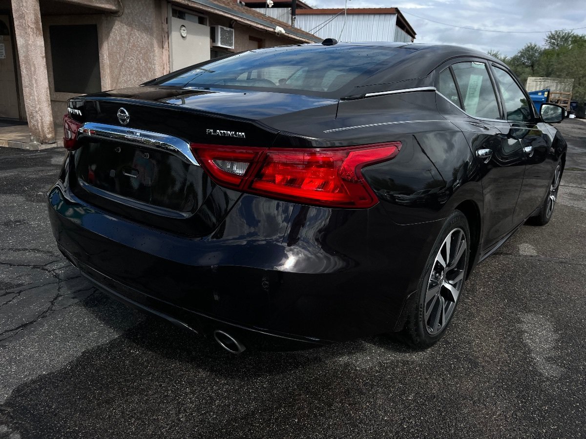 Used 2017 Nissan Maxima Platinum FWD image 5