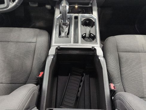 Used 2015 Ford F150 XLT w/ Equipment Group 302A Luxury AWD/4WD image 17