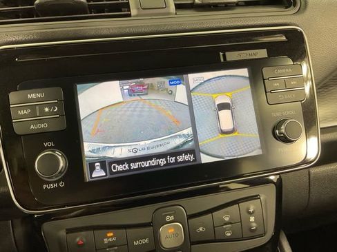 Used 2018 Nissan Leaf SL w/ SL Technology Package image 10