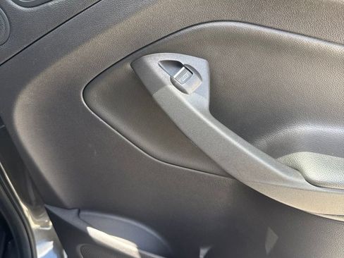 Used 2015 Ford Escape Titanium FWD image 23
