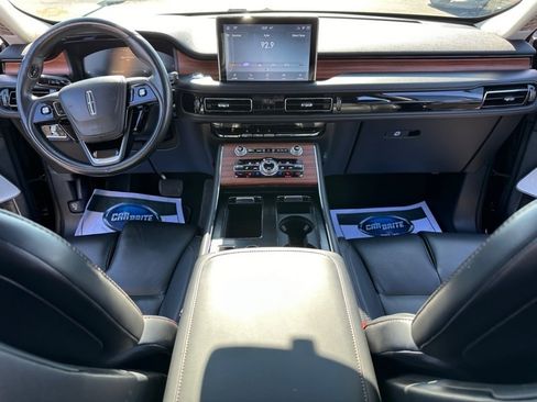 Used 2020 Lincoln Aviator Reserve w/ Equipment Group 201A AWD/4WD image 19