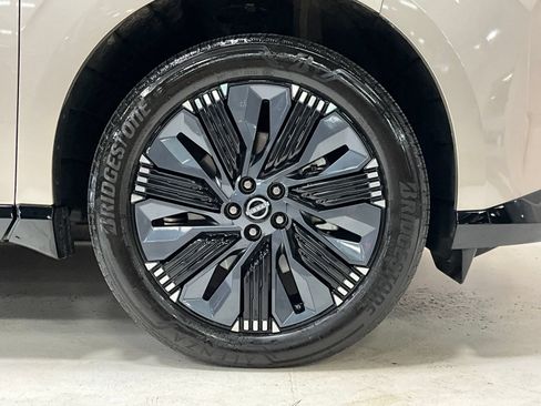 Used 2025 Nissan Murano Platinum w/ Cargo Package AWD/4WD image 11