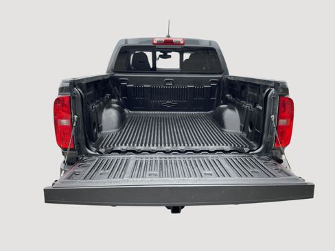 Used 2017 Chevrolet Colorado Z71 image 15