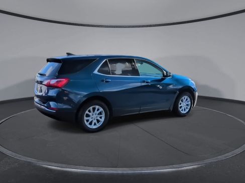 Used 2019 Chevrolet Equinox LT image 8