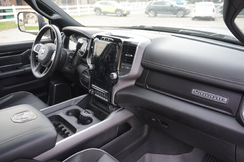 Used 2022 RAM 2500 Laramie AWD/4WD image 5