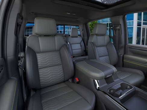 New 2026 Chevrolet Silverado 2500 ZR2 AWD/4WD image 16