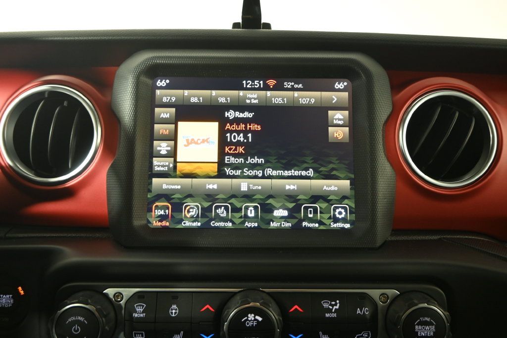 Used 2021 Jeep Wrangler Unlimited Rubicon AWD/4WD image 26